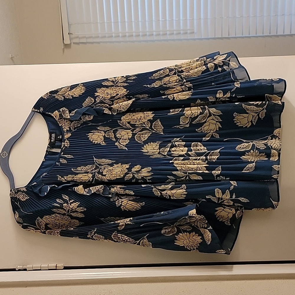 Ladies blouse